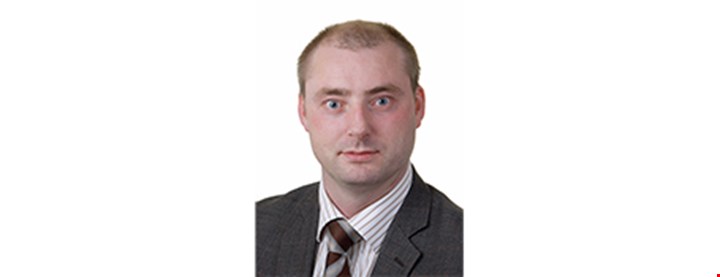 Foto av arbeids- og sosialminister Robert Eriksson